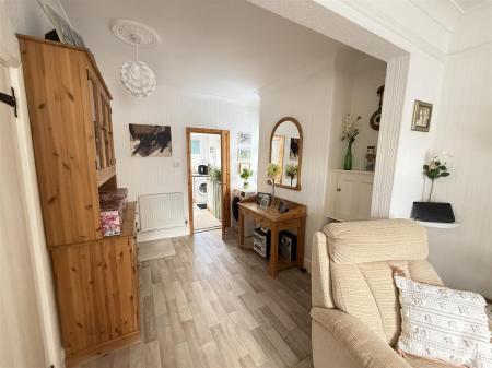 2 bedroom Semi-detached house for sale in Main Street, Newton Solney, Burton-On-Trent