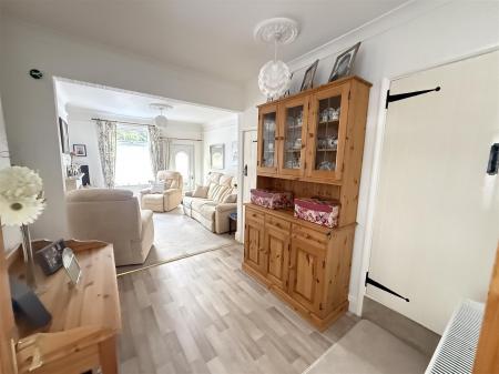 2 bedroom Semi-detached house for sale in Main Street, Newton Solney, Burton-On-Trent