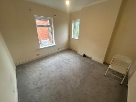 4 bedroom Terraced House to let in Belvedere Road, Staffordshire, Burton upon Trent, DE13