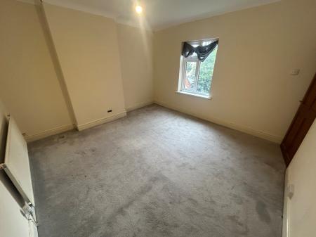 4 bedroom Terraced House to let in Belvedere Road, Staffordshire, Burton upon Trent, DE13