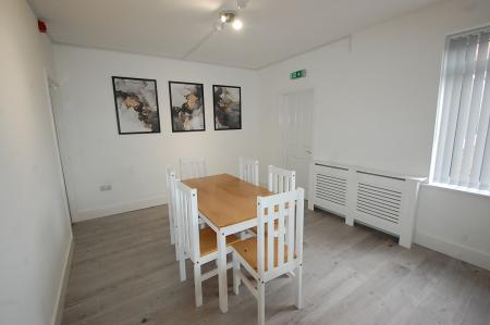 1 bedroom House share to let in Horninglow Road North, Burton upon Trent, DE13