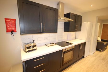 1 bedroom House share to let in Belvedere Road, Burton upon Trent, DE13