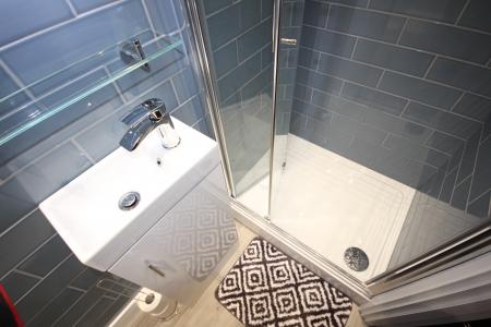 1 bedroom House share to let in Belvedere Road, Burton upon Trent, DE13