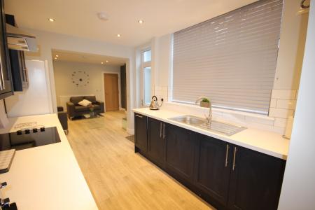 1 bedroom House share to let in Belvedere Road, Burton upon Trent, DE13