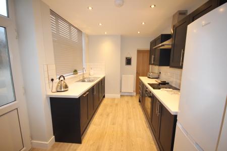 1 bedroom House share to let in Belvedere Road, Burton upon Trent, DE13
