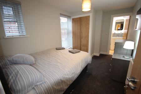 1 bedroom House share to let in Belvedere Road, Burton upon Trent, DE13