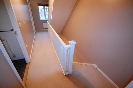 3 bedroom Semi-detached house to let in Caroline Court, Staffordshire, Burton upon Trent, DE14