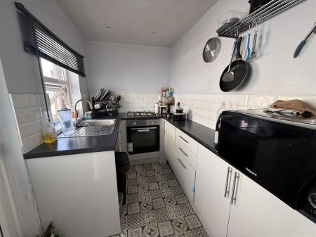 2 bedroom Terraced House for sale in King Street, Burton-On-Trent