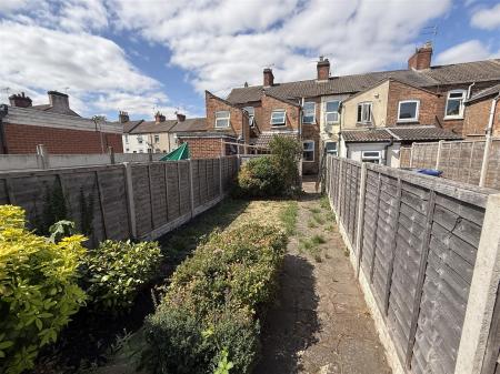 2 bedroom Terraced House for sale in King Street, Burton-On-Trent