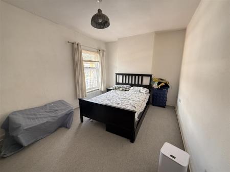 2 bedroom Terraced House for sale in King Street, Burton-On-Trent