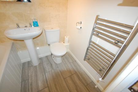 1 bedroom House to let in Cottesmore Close, Stapenhill, DE15