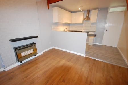 1 bedroom House to let in Cottesmore Close, Stapenhill, DE15