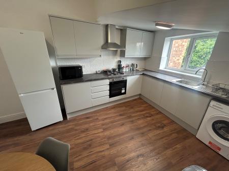 1 bedroom House share to let in Rosliston Road Room 1, Burton Upon Trent, Stapenhill, DE15