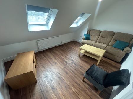 1 bedroom Flat to let in Rosliston Road Room 2, Burton Upon Trent, Stapenhill, DE15