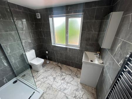1 bedroom Flat share to let in Rosliston Road Room 3, Staffordshire, Burton upon Trent, DE15