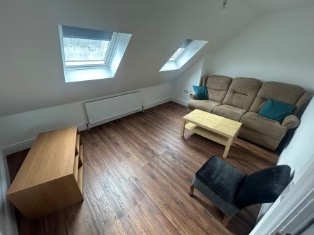 1 bedroom Flat share to let in Rosliston Road Room 3, Staffordshire, Burton upon Trent, DE15