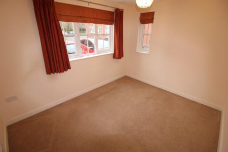2 bedroom Apartment to let in Hendeley Court, Burton upon Trent, DE14