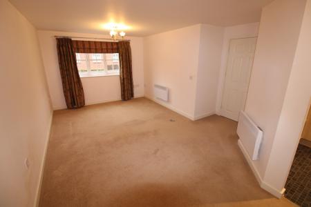 2 bedroom Apartment to let in Hendeley Court, Burton upon Trent, DE14