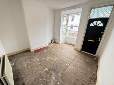 3 bedroom Terraced House for sale in All Saints Road, Burton-On-Trent