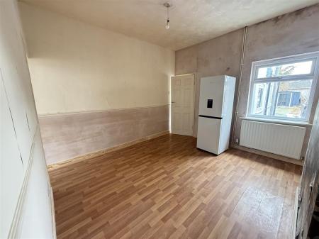 3 bedroom Terraced House for sale in All Saints Road, Burton-On-Trent