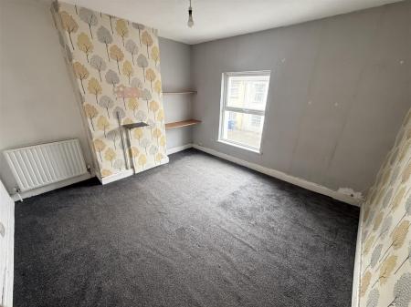 3 bedroom Terraced House for sale in All Saints Road, Burton-On-Trent