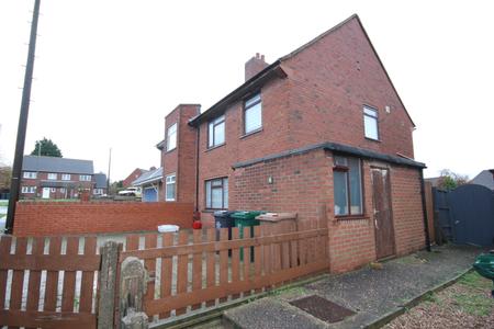 3 bedroom Semi-detached house to let in Elmsleigh Close, Derbyshire, Midway, DE11