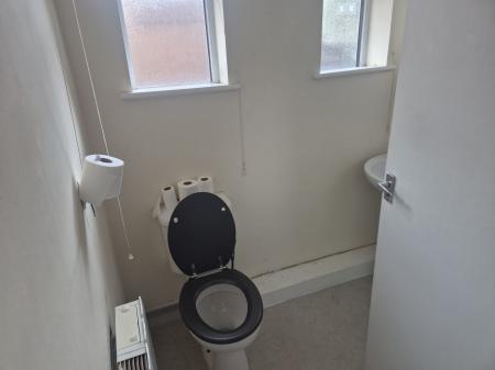 1 bedroom Flat to let in Chapel Ash, Wolverhampton, Wolverhampton, WV3