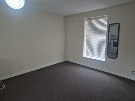 1 bedroom Flat to let in Chapel Ash, Wolverhampton, Wolverhampton, WV3