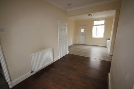 3 bedroom Terraced House to let in Oak Street, Staffordshire, Burton upon Trent, DE14