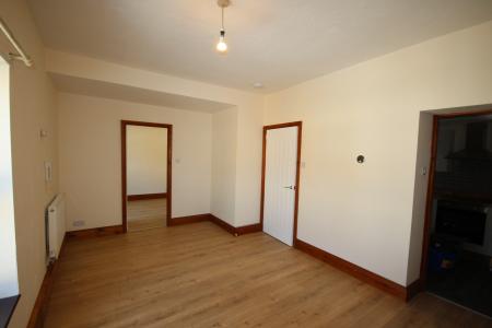 3 bedroom Terraced House to let in Oak Street, Staffordshire, Burton upon Trent, DE14