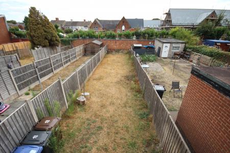 3 bedroom Terraced House to let in Oak Street, Staffordshire, Burton upon Trent, DE14