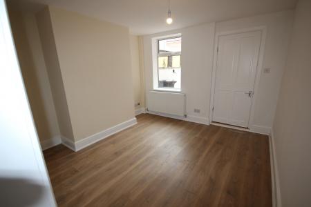 2 bedroom Terraced House to let in St George Road, Staffordshire, Burton upon Trent, DE13