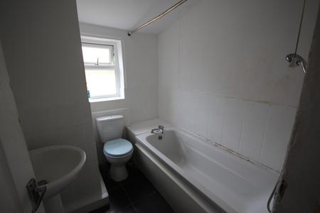 3 bedroom Terraced House to let in Goodman Street, Staffordshire, Burton upon Trent, DE14