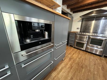 3 bedroom Semi-detached house to let in Burton Street, Burton Upon Trent, Tutbury, DE13