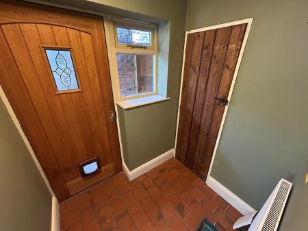 3 bedroom Semi-detached house to let in Burton Street, Burton Upon Trent, Tutbury, DE13