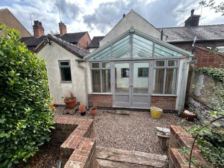 3 bedroom Semi-detached house to let in Burton Street, Burton Upon Trent, Tutbury, DE13