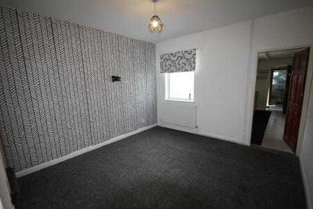 3 bedroom Terraced House to let in Oak Street, Staffordshire, Burton upon Trent, DE14