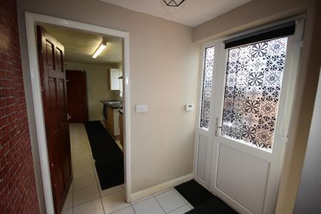 3 bedroom Terraced House to let in Oak Street, Staffordshire, Burton upon Trent, DE14