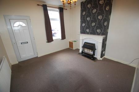 3 bedroom Terraced House to let in Oak Street, Staffordshire, Burton upon Trent, DE14