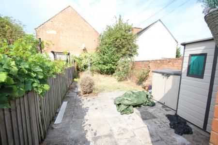 3 bedroom Terraced House to let in Oak Street, Staffordshire, Burton upon Trent, DE14