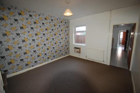 3 bedroom Terraced House to let in Oak Street, Staffordshire, Burton upon Trent, DE14