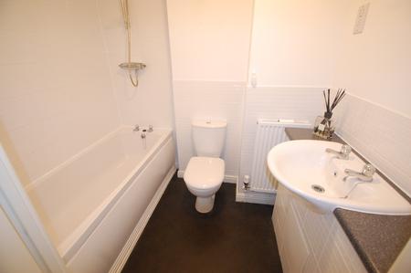2 bedroom Apartment to let in Thames Way, Hilton, DE65