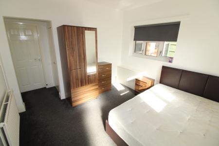 1 bedroom House share to let in Wyggeston Street, Burton upon Trent, DE13