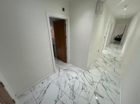 2 bedroom Flat to let in Derby Road, Staffordshire, Burton upon Trent, DE14
