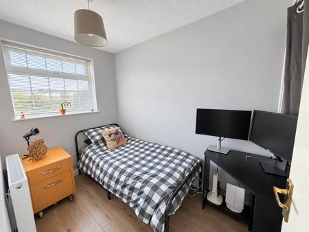 2 bedroom Semi-detached house for sale in Glamis Close, Stretton