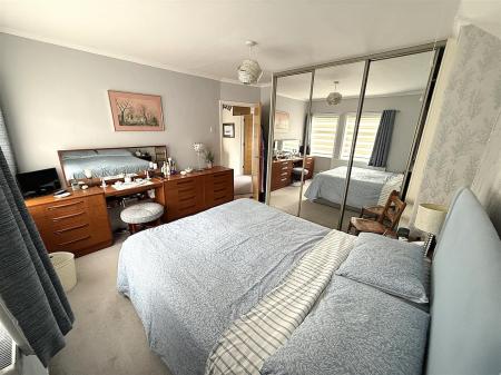 3 bedroom Detached house for sale in Eton Road, Burton-On-Trent