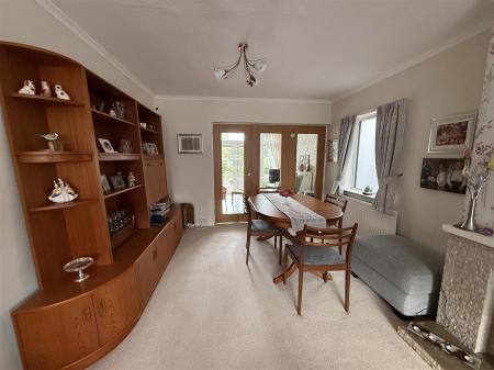 3 bedroom Detached house for sale in Eton Road, Burton-On-Trent