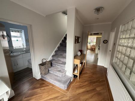 3 bedroom Detached house for sale in Eton Road, Burton-On-Trent