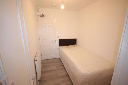 1 bedroom House share to let in Clamp Drive, Derbyshire, Swadlincote, DE11