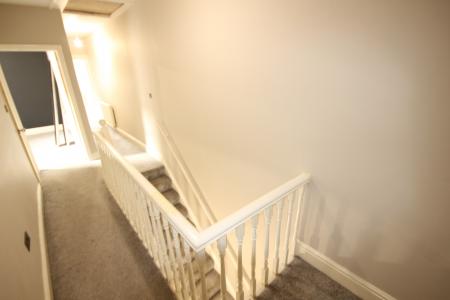 4 bedroom Semi-detached house to let in Belvedere Road, Staffordshire, Burton upon Trent, DE13